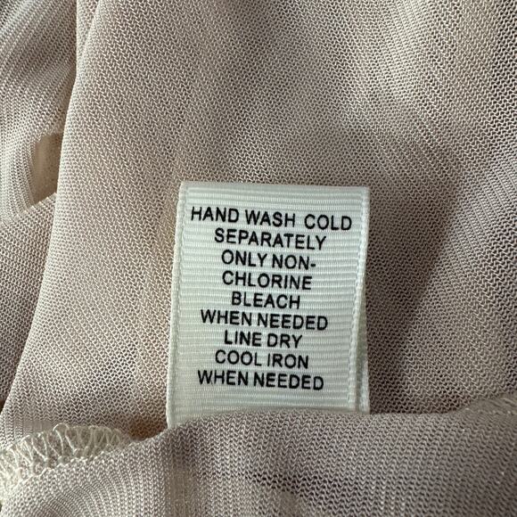 Ultra Pink Small Victorian Top Asymmetrical Crochet Lace Lined Long Bell Sleeves - Picture 11 of 11